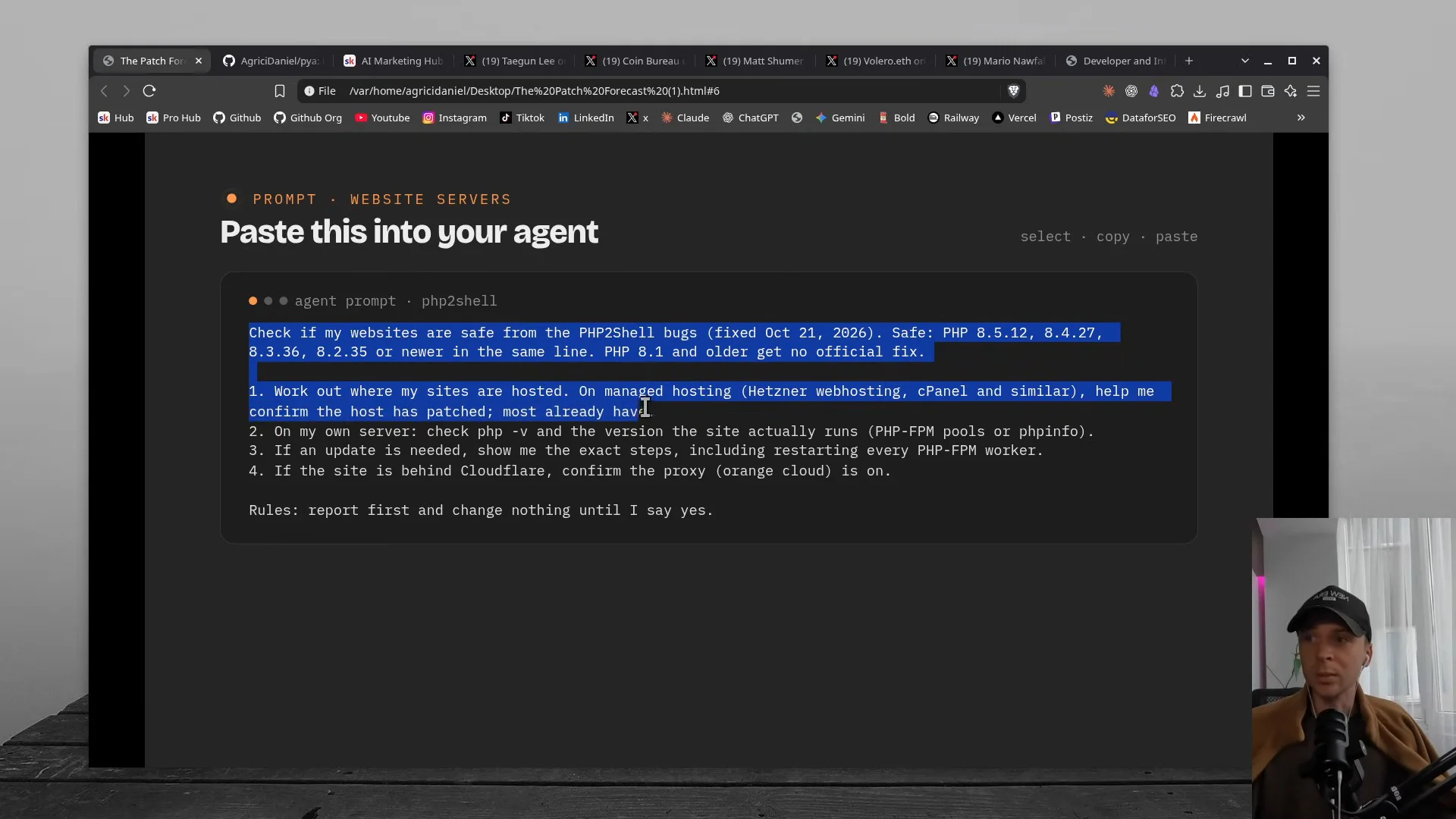 動画の画面。Paste this into your agent の見出しの下に、PHP の2つのバグへの対処を確かめる手順と、変える前に報告するという決まりが並び、冒頭の数行が青く選択されたプロンプトの画面。画面の右下に話し手のDanielさんが映っている