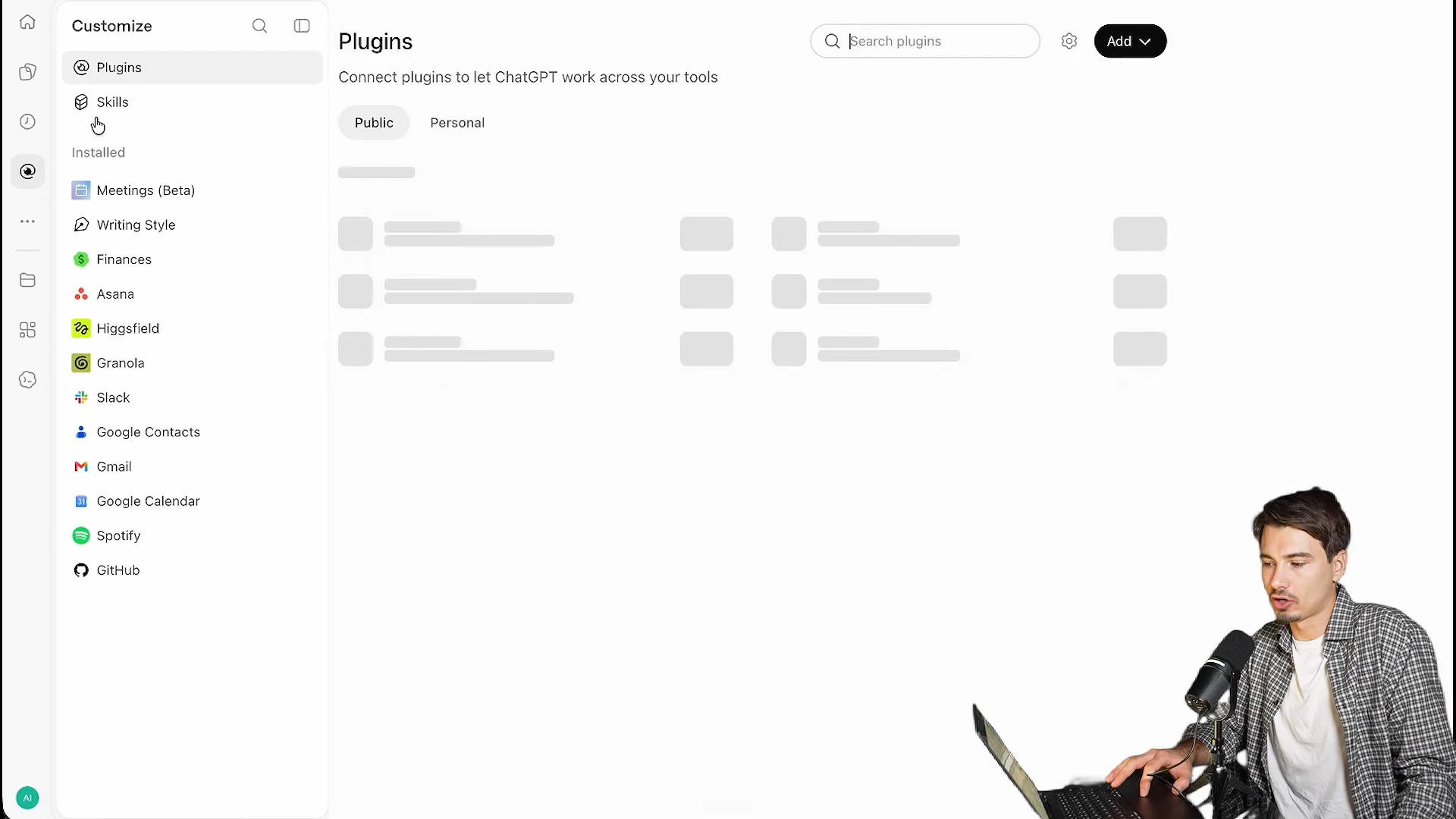 動画の画面。ChatGPTのプラグイン一覧に、Slack・Gmail・Googleカレンダーなどが並ぶ画面。画面の右下に話し手のIgorさんが映っている